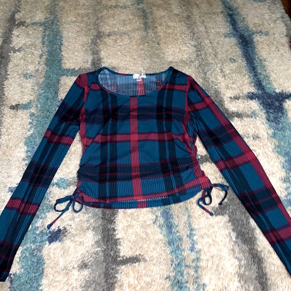 long sleeve crop top!